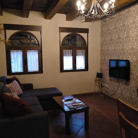 Apartamentos La Casa Del Grial توليدو المظهر الخارجي الصورة
