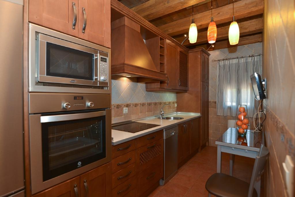 Apartamentos La Casa Del Grial توليدو الغرفة الصورة