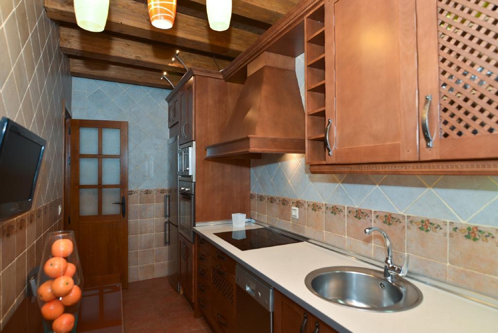 Apartamentos La Casa Del Grial توليدو الغرفة الصورة