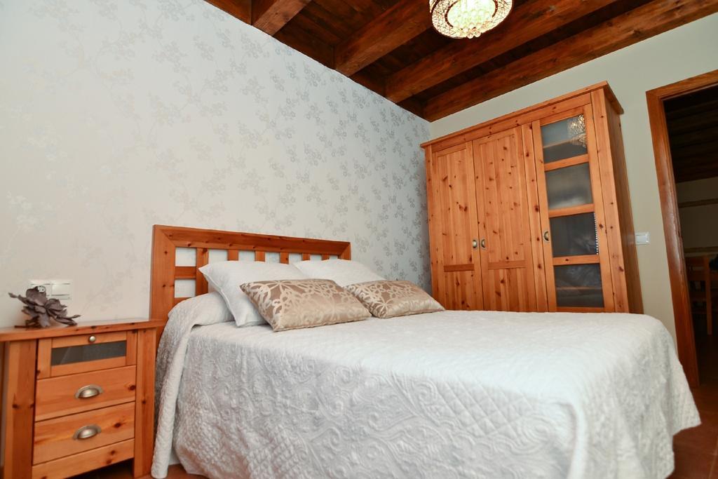 Apartamentos La Casa Del Grial توليدو الغرفة الصورة