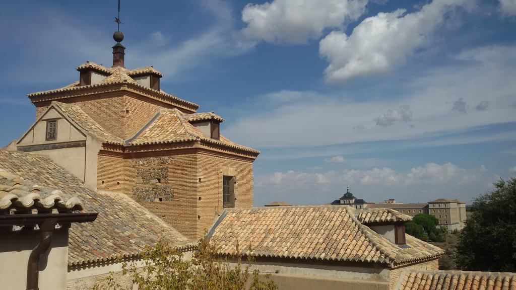 Apartamentos La Casa Del Grial توليدو المظهر الخارجي الصورة