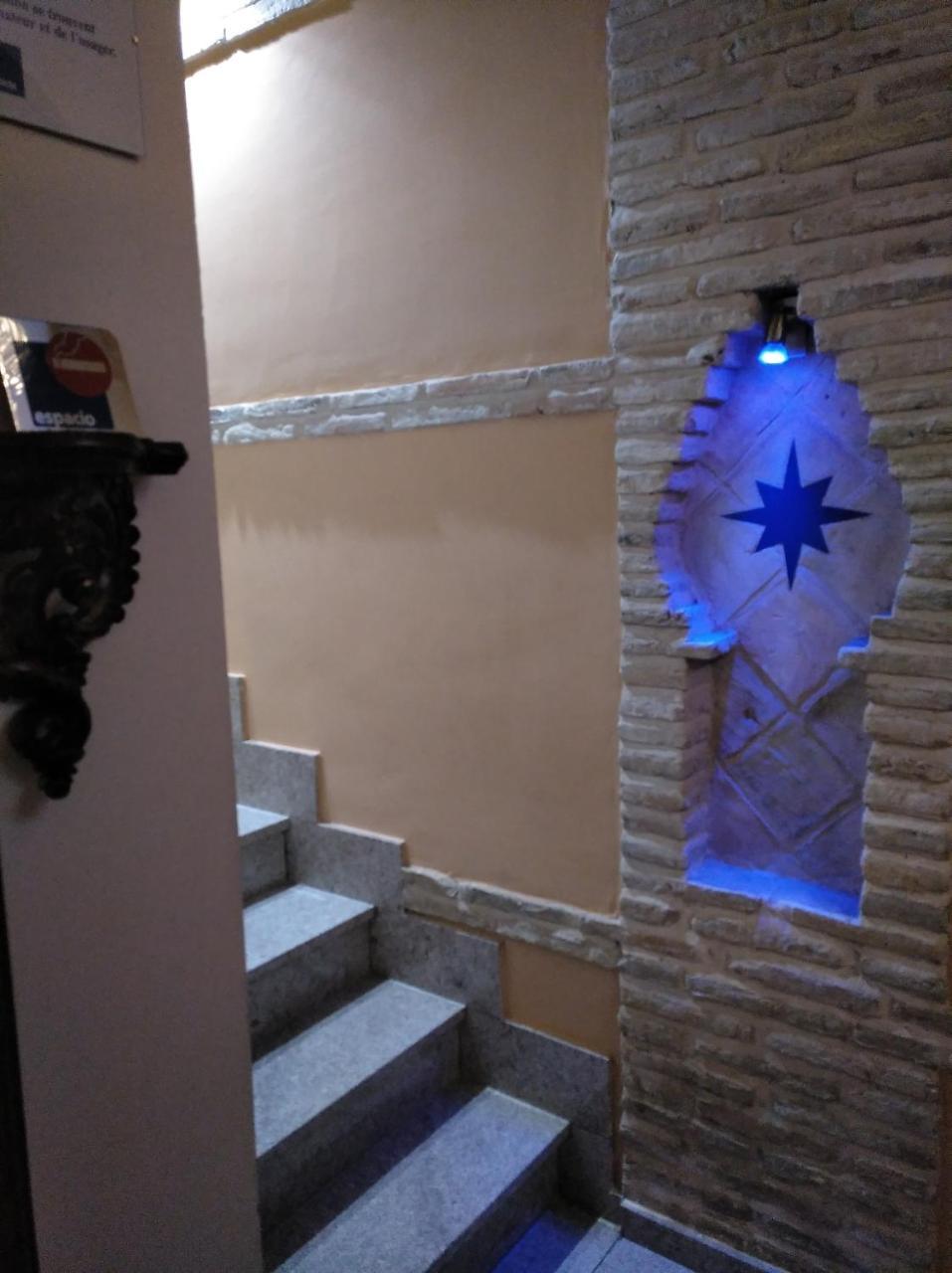 Apartamentos La Casa Del Grial توليدو المظهر الخارجي الصورة